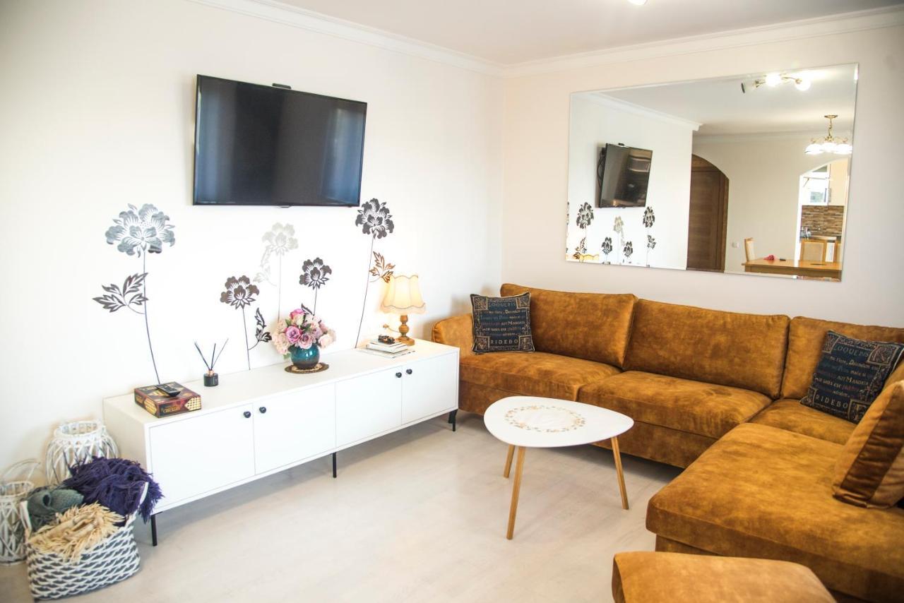 Lyra63 Large 80Sq M Top 14 Floor โชเล ภายนอก รูปภาพ